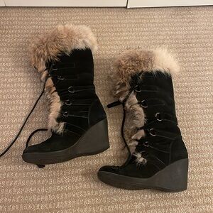 BearPaw Fox Fur lace up boots